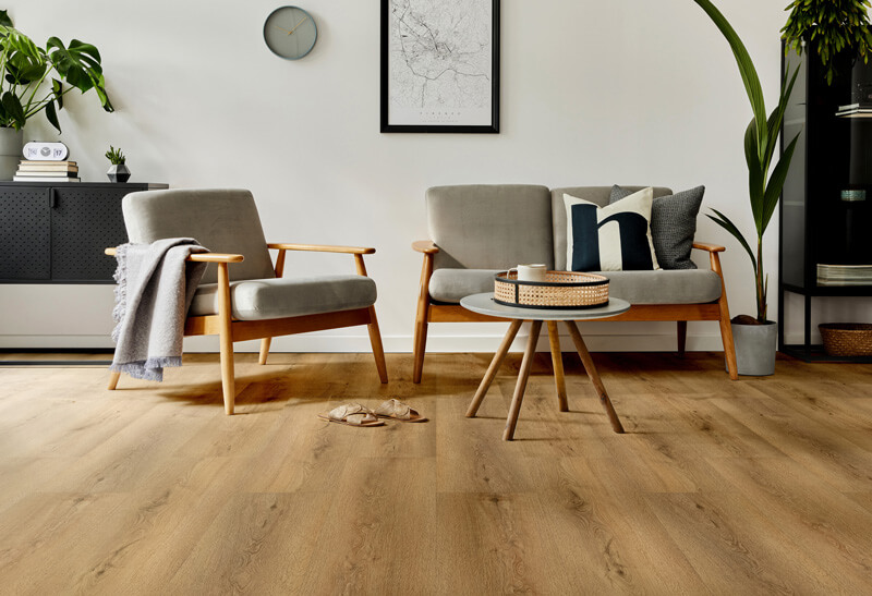 Hydrowood vinyylikorkki olouoneessa