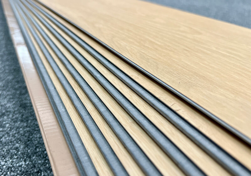 SPC-vinyylilankku runko